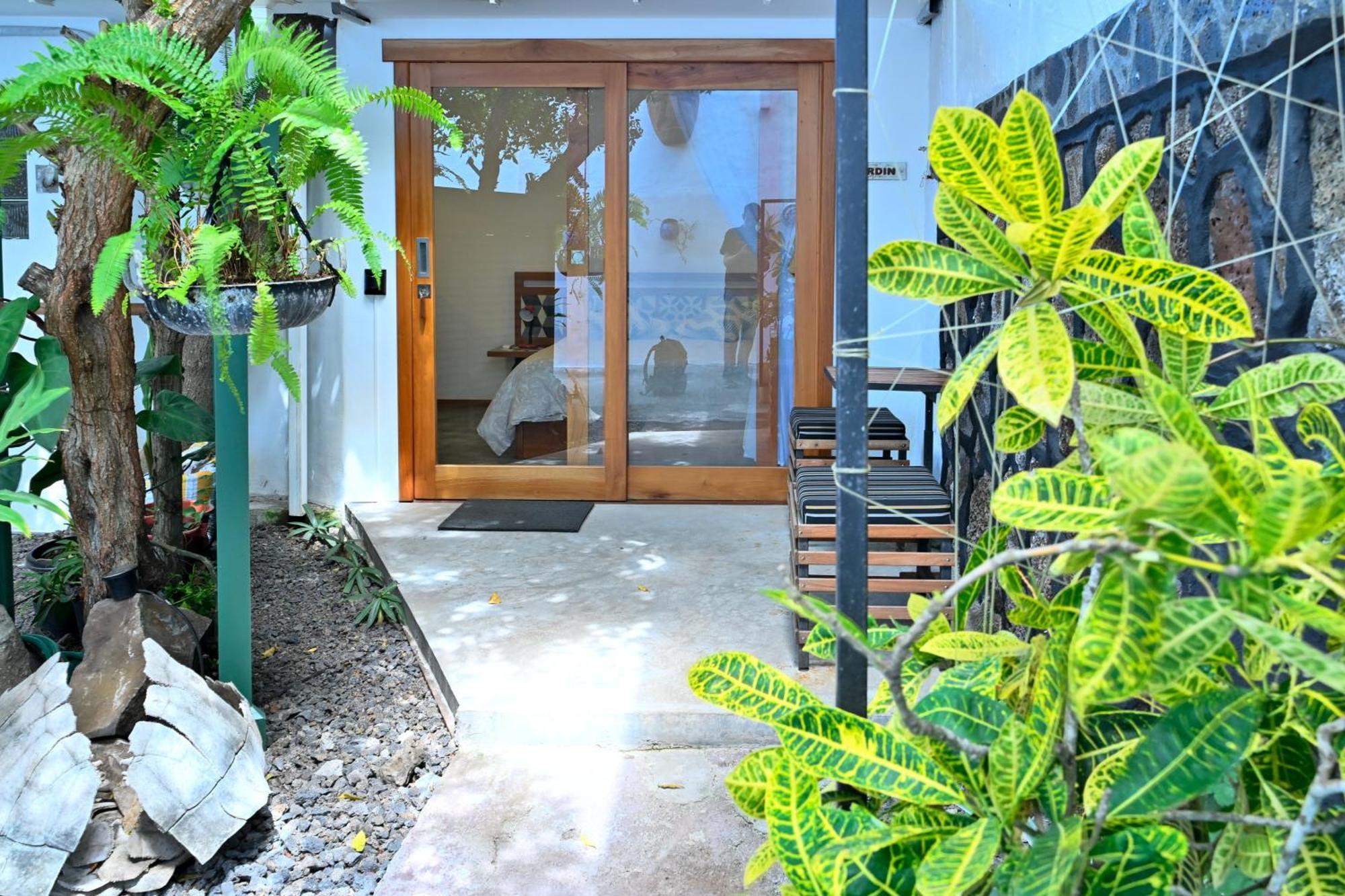 La K-Leta Boutique Guesthouse Puerto Ayora  Exterior foto